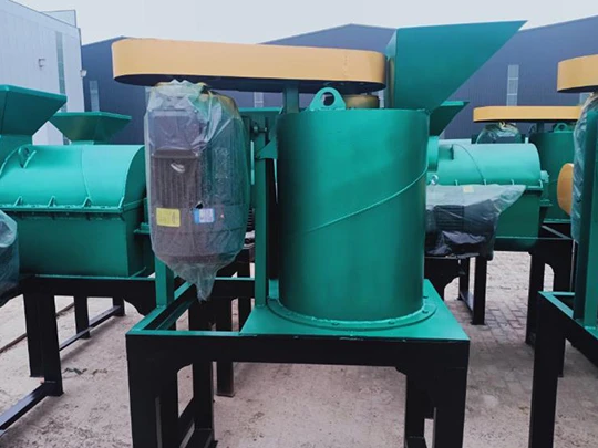 有机肥立式粉碎机